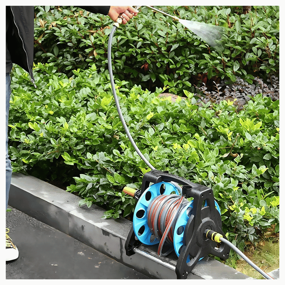 Manguera Retráctil Carrete Y Pulverizador Accesorios Jardín Color Negro
