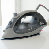 Plancha de vapor Oster® compacta GCSTBS5001