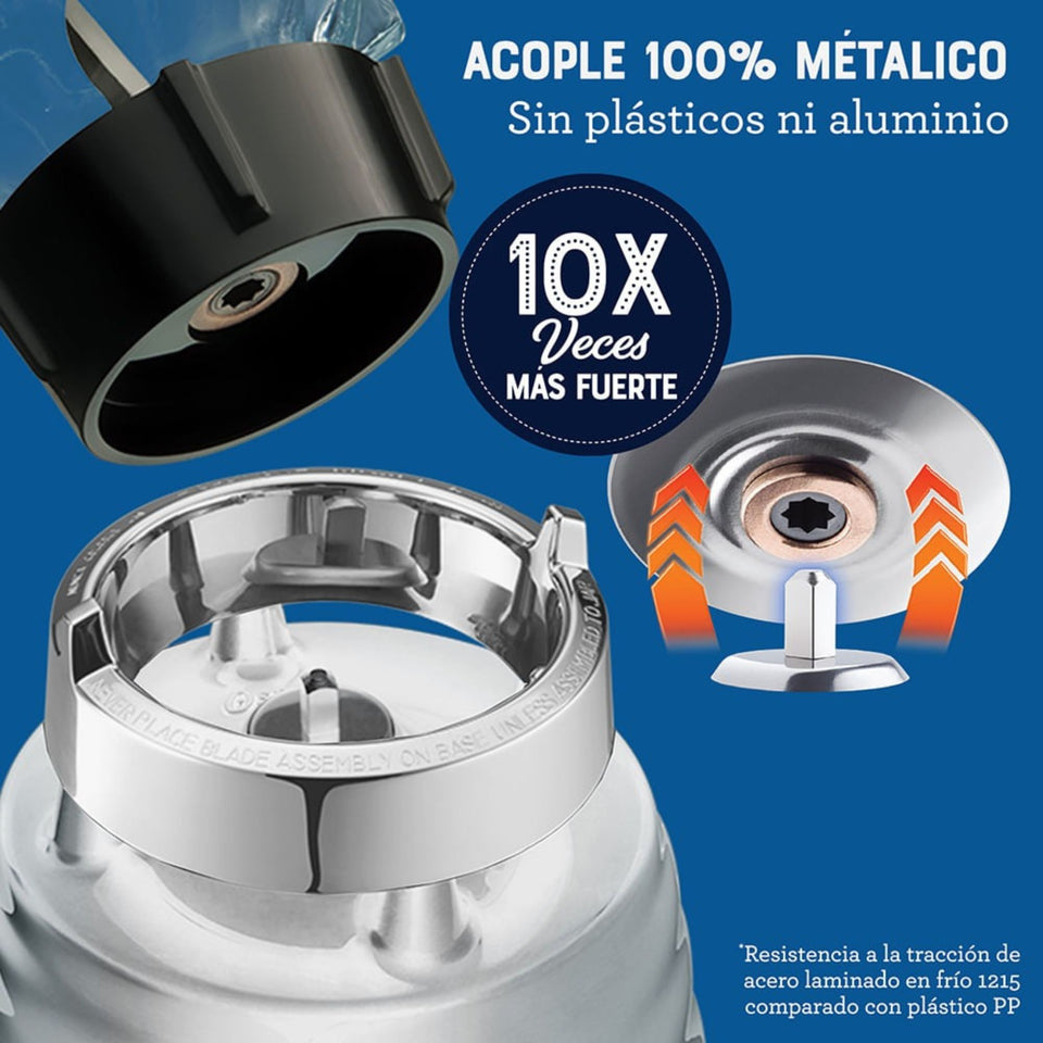 Licuadora clásica Oster® cromo con perilla ergonómica de 3 velocidades BLST4655