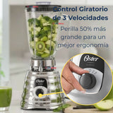 Licuadora clásica Oster® cromo con perilla ergonómica de 3 velocidades BLST4655