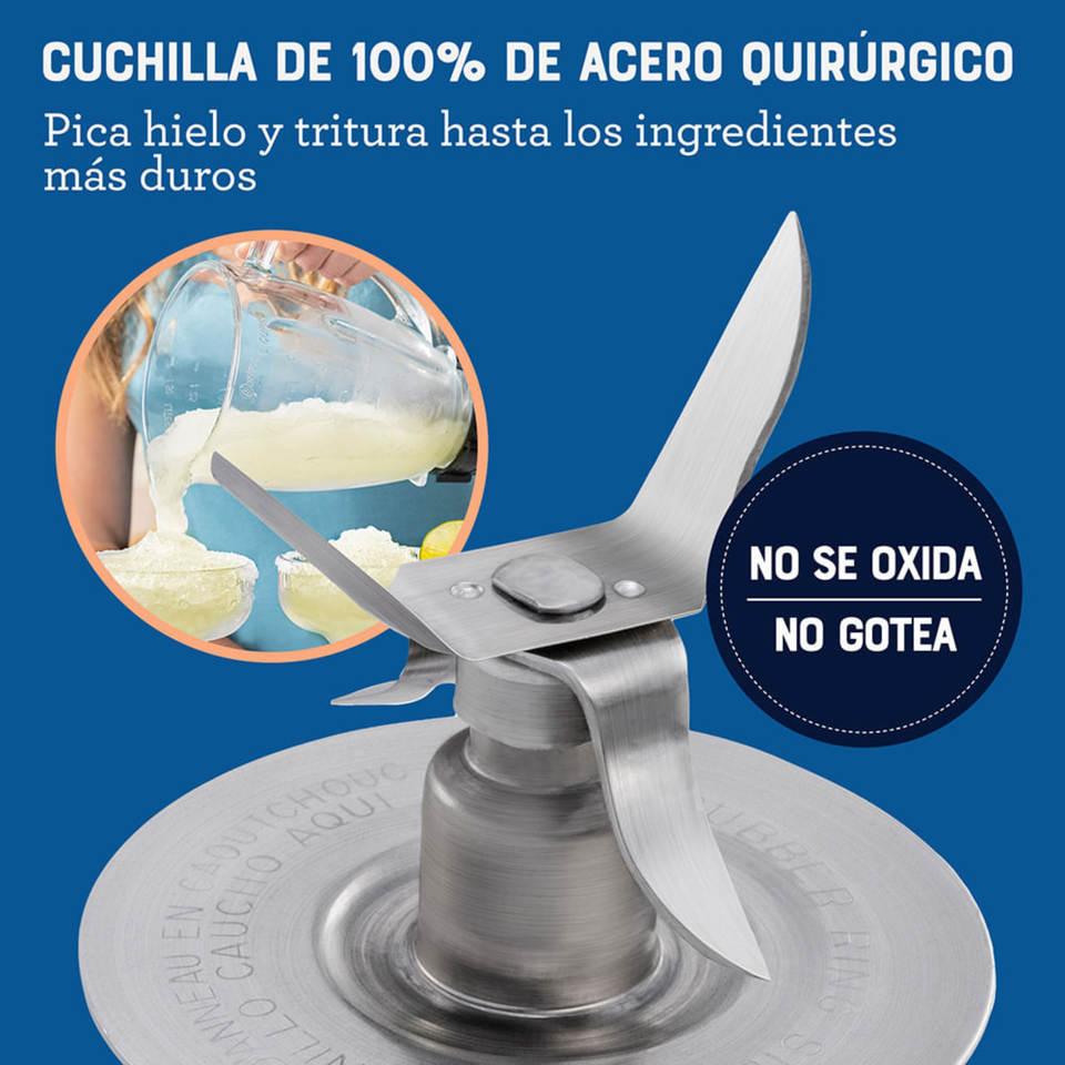 Licuadora Oster® 2 velocidades más pulso y vaso de vidrio BLSTKAGBPB