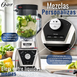 Licuadora Xpert Series™ niquelada con control de textura y un Blend N Go BLST3BCPG