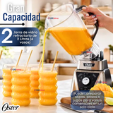 Licuadora Xpert Series™ niquelada con control de textura y un Blend N Go BLST3BCPG